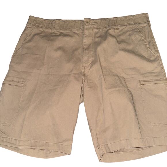 Lee Mens Extreme Motion Cargo Shorts Fawn Tan Brown Size 40 Extreme Comfort - Picture 1 of 5